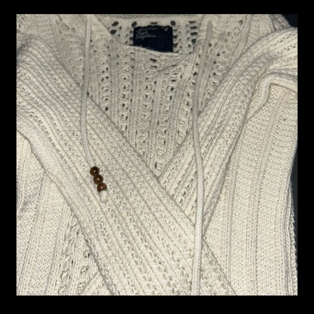 American Eagle Sweater